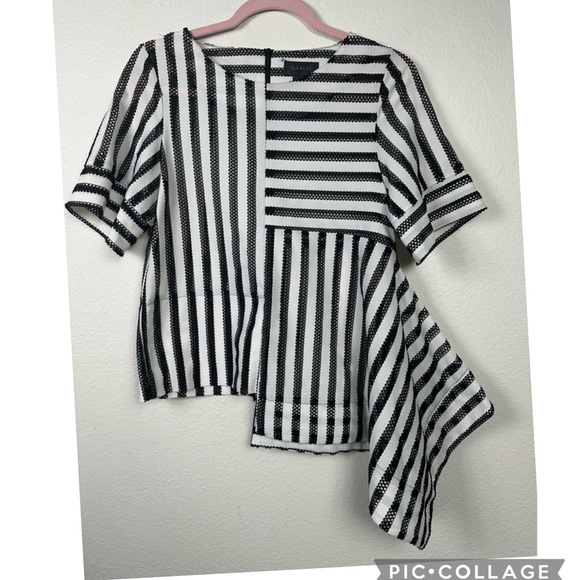 GRACIA  Black Asymmetric  Blouse zip back Top Size Small - Picture 1 of 8